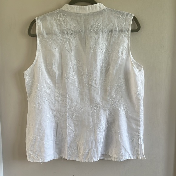 TWEEDS 100% linen White Sleeveless Top embroidery paisley detail XL cottage core - Picture 6 of 8